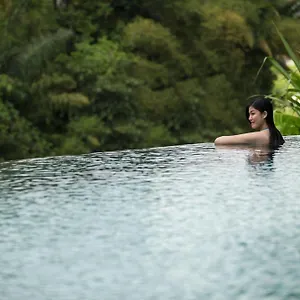 4* Resort Dwaraka The Royal